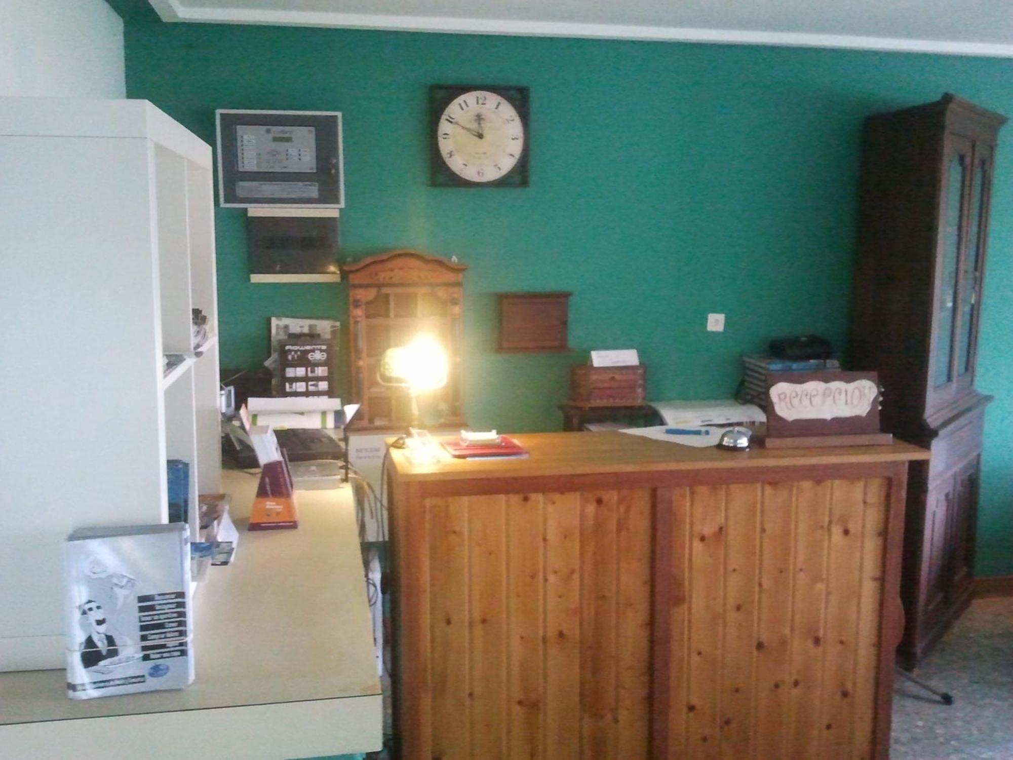 Hotel Los Laureles Luanco Extérieur photo