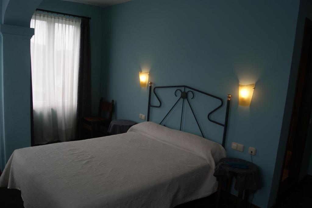 Hotel Los Laureles Luanco Chambre photo